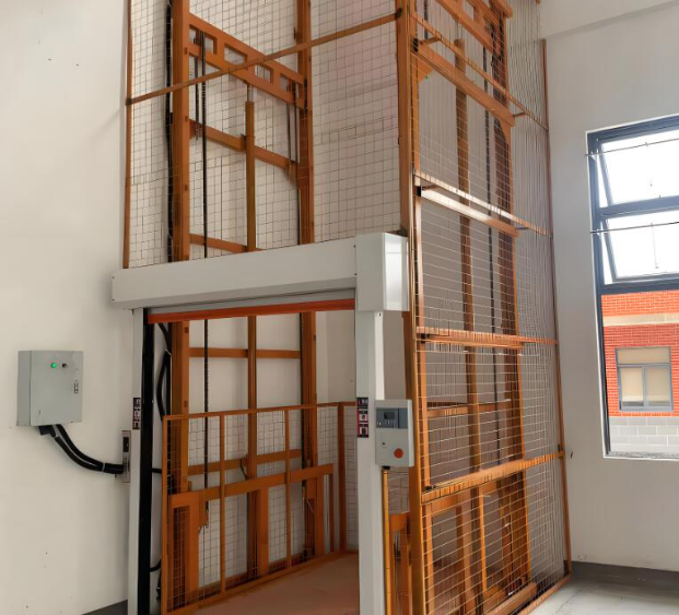 安龙升降货梯是特种设备码